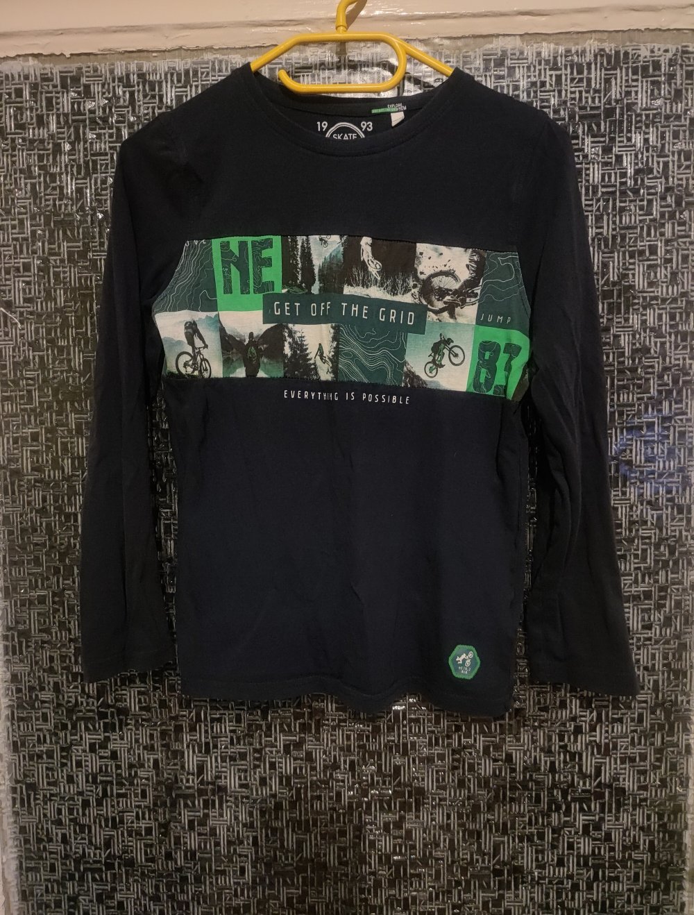 Neues Sweatshirt in 146/152