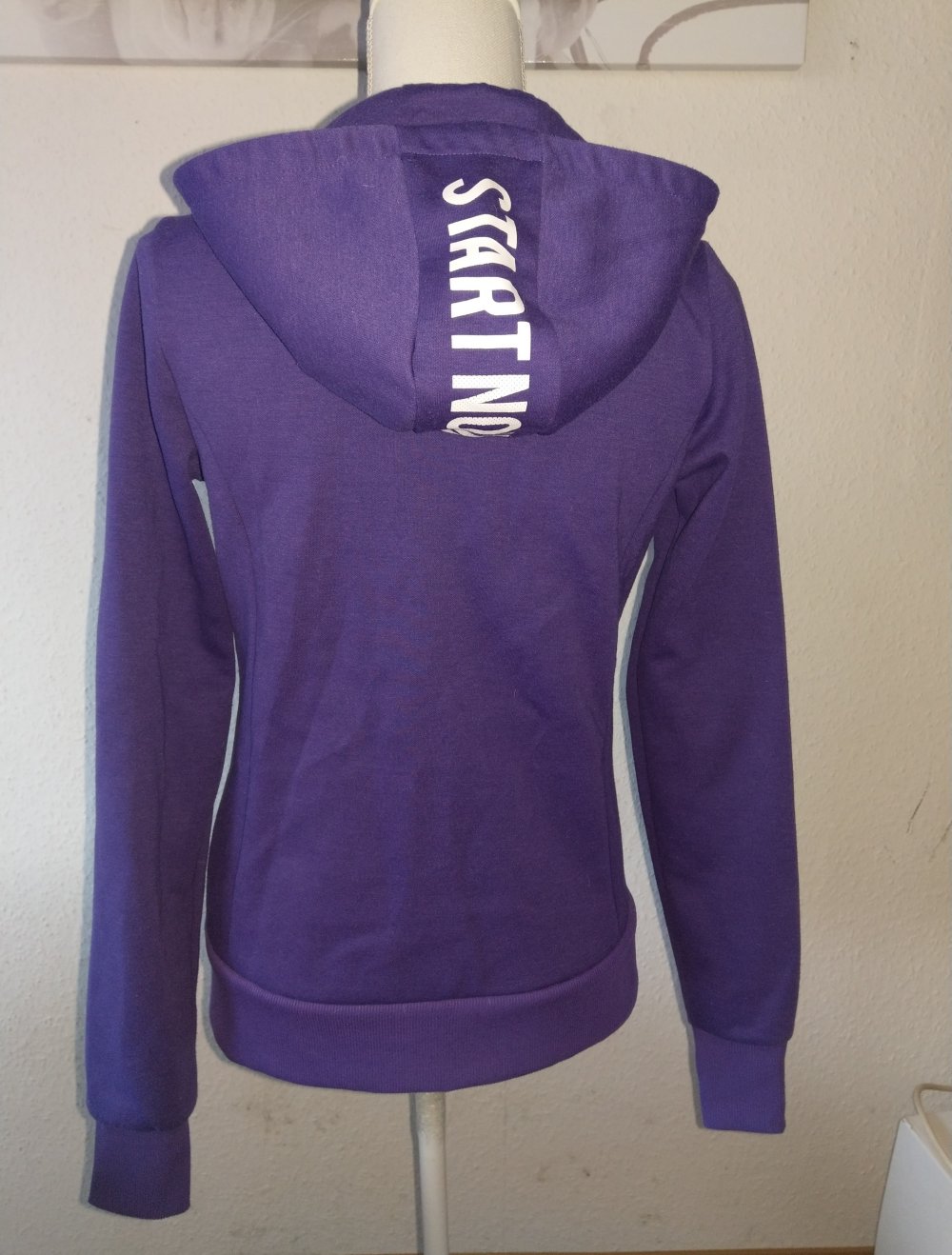 Neue Sportjacke in S 36/38