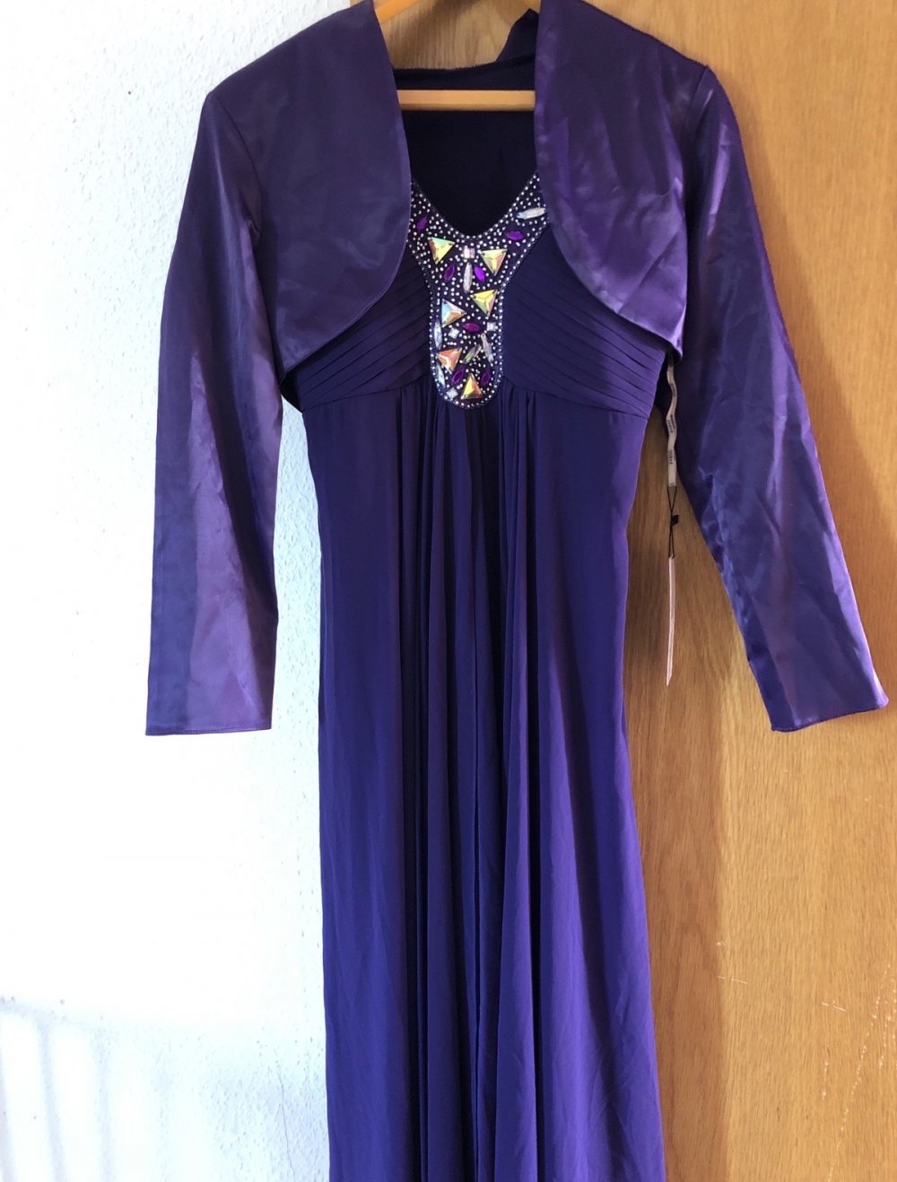 Abendkleid neu mit Etikett