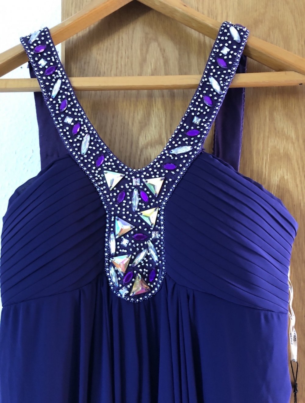 Abendkleid neu mit Etikett