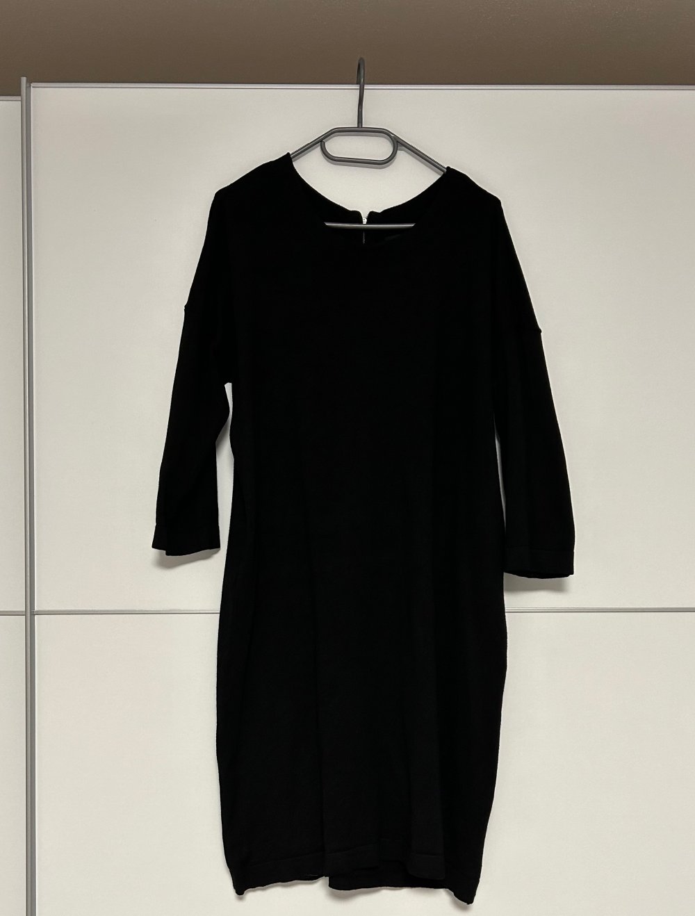 Langärmliges, schwarzes, enges  Kleid von Vero Moda Größe L