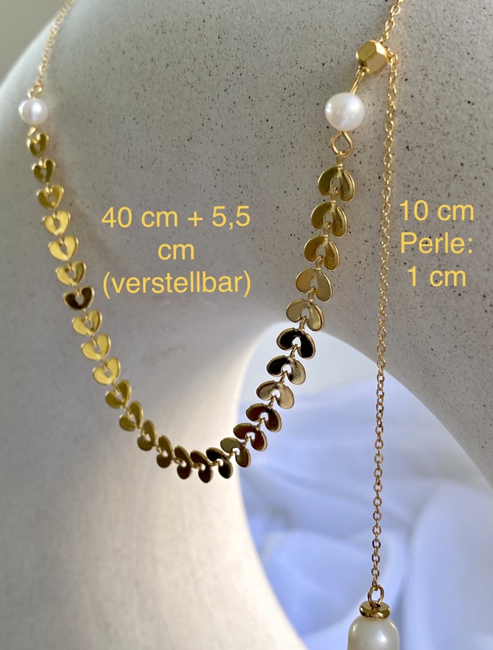 Halskette mit Herzen und Sußwasserperlensnhänger