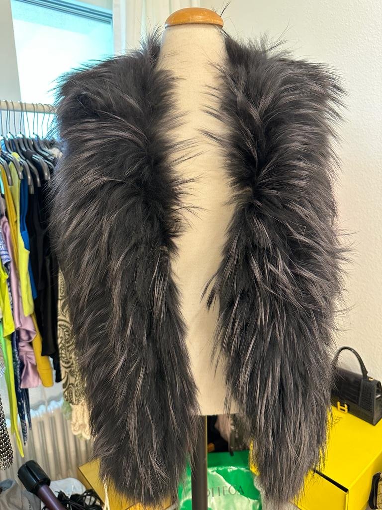 Schwarz/ Silber Weste Echt Fell