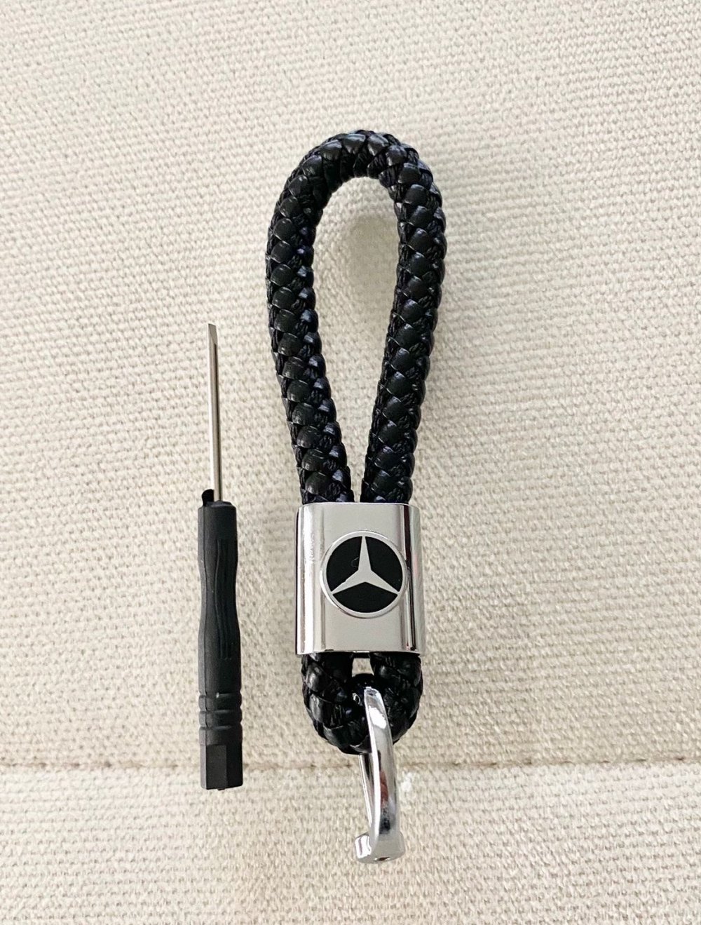 Verschiedene Schlüsselanhänger aus leder