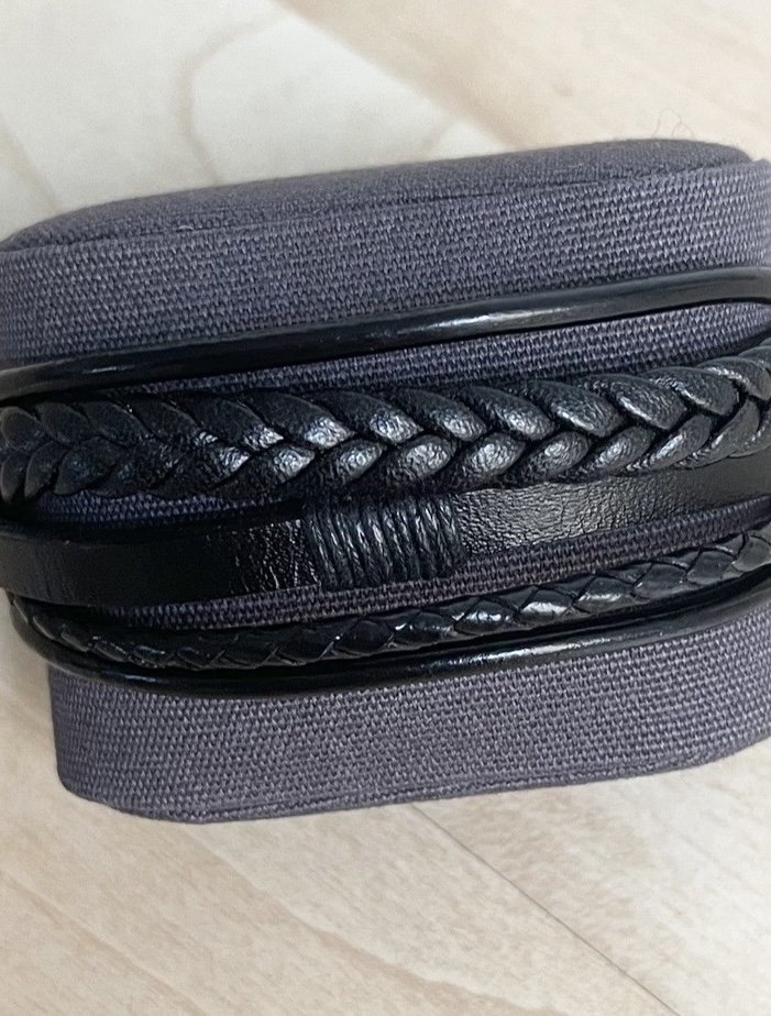 Tolles Schwarz Herrenarmband Kunstleder ungetragen