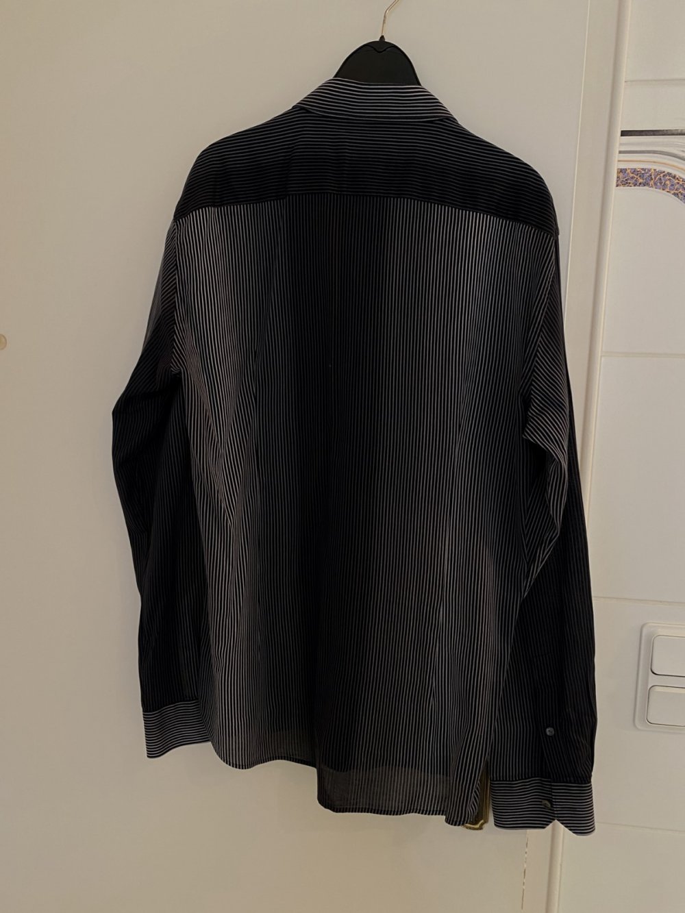 elegantes Herrenhemd