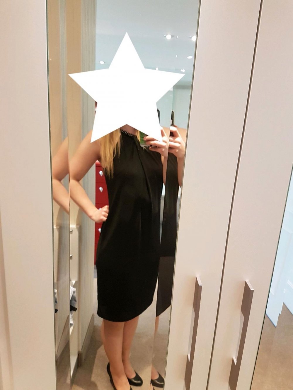 Schwarzes Kleid Esprit