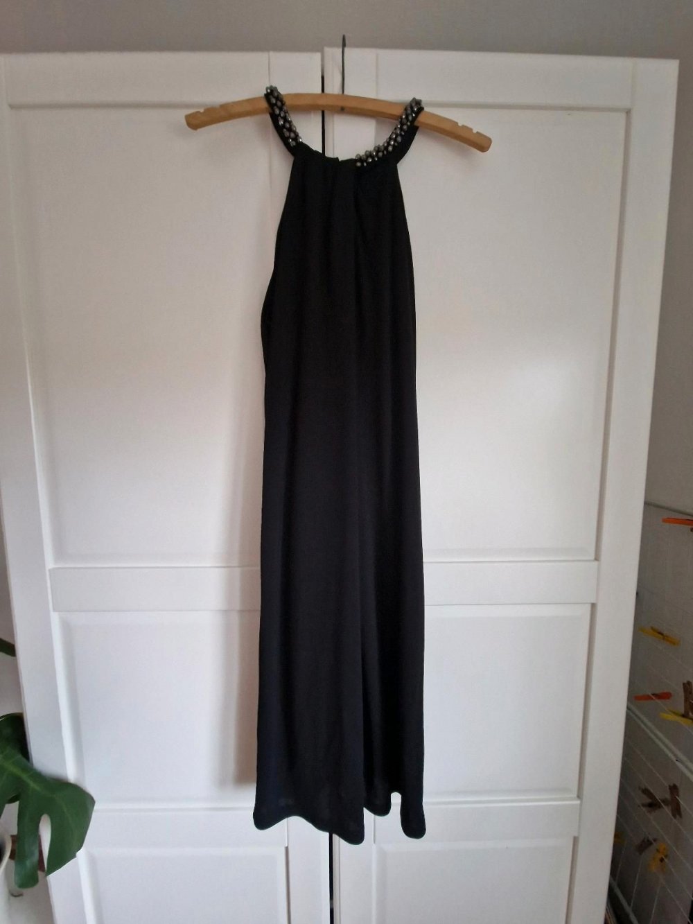 Schwarzes Kleid Esprit