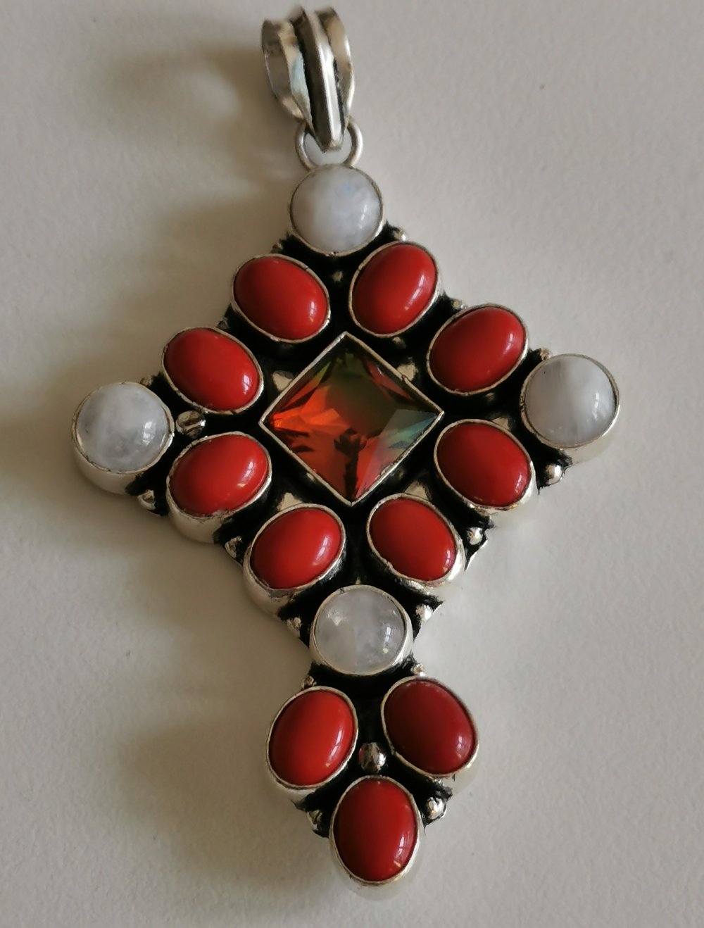 Kreuz Kettenanhänger Silberschmuck 925 gestempelt Silber Mondstein