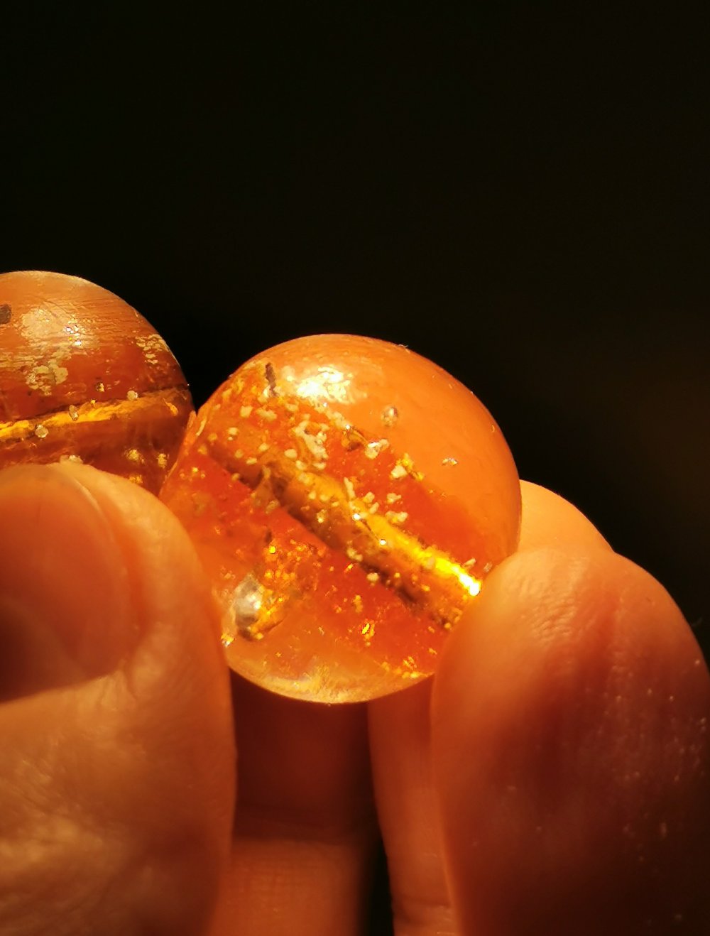 2 Nachtleuchtend Glasperlen 2cm Vollglas handgemacht