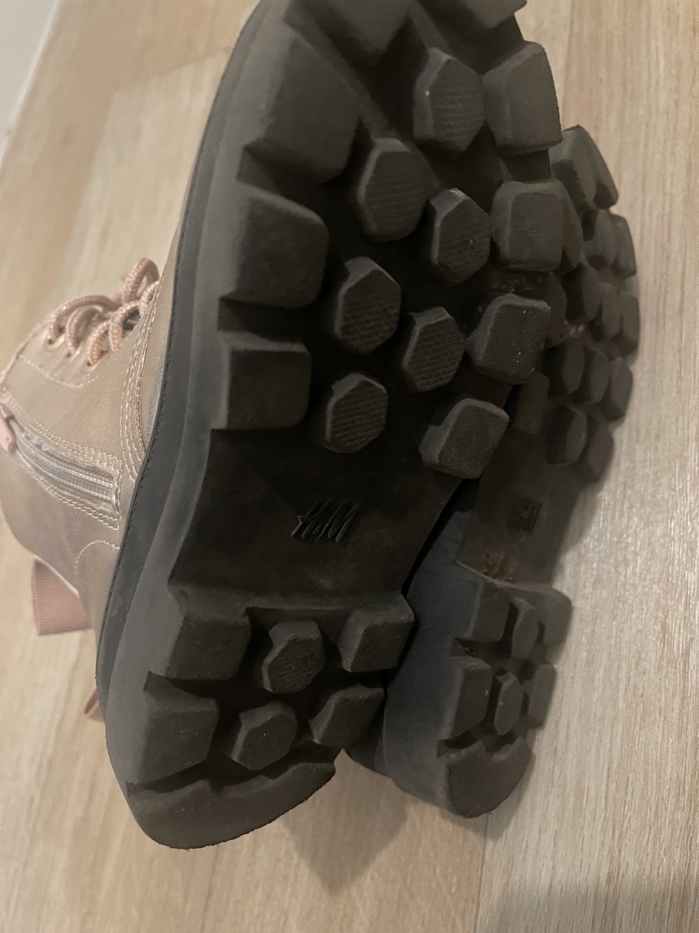 Schnürstiefel mit warmem Futter H&M