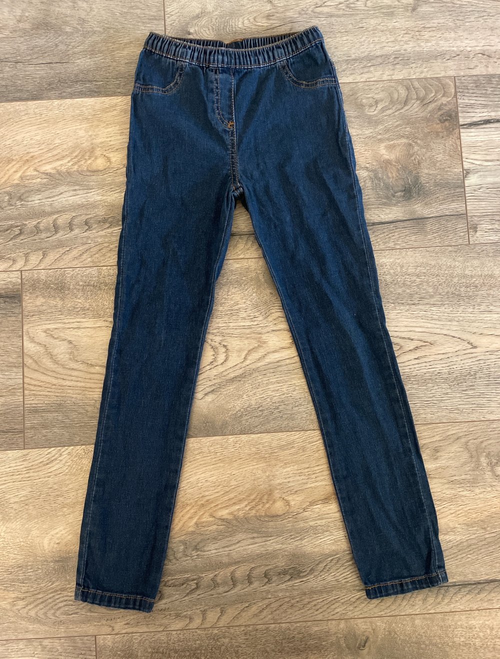 Mädchen Jeans in Größe 128