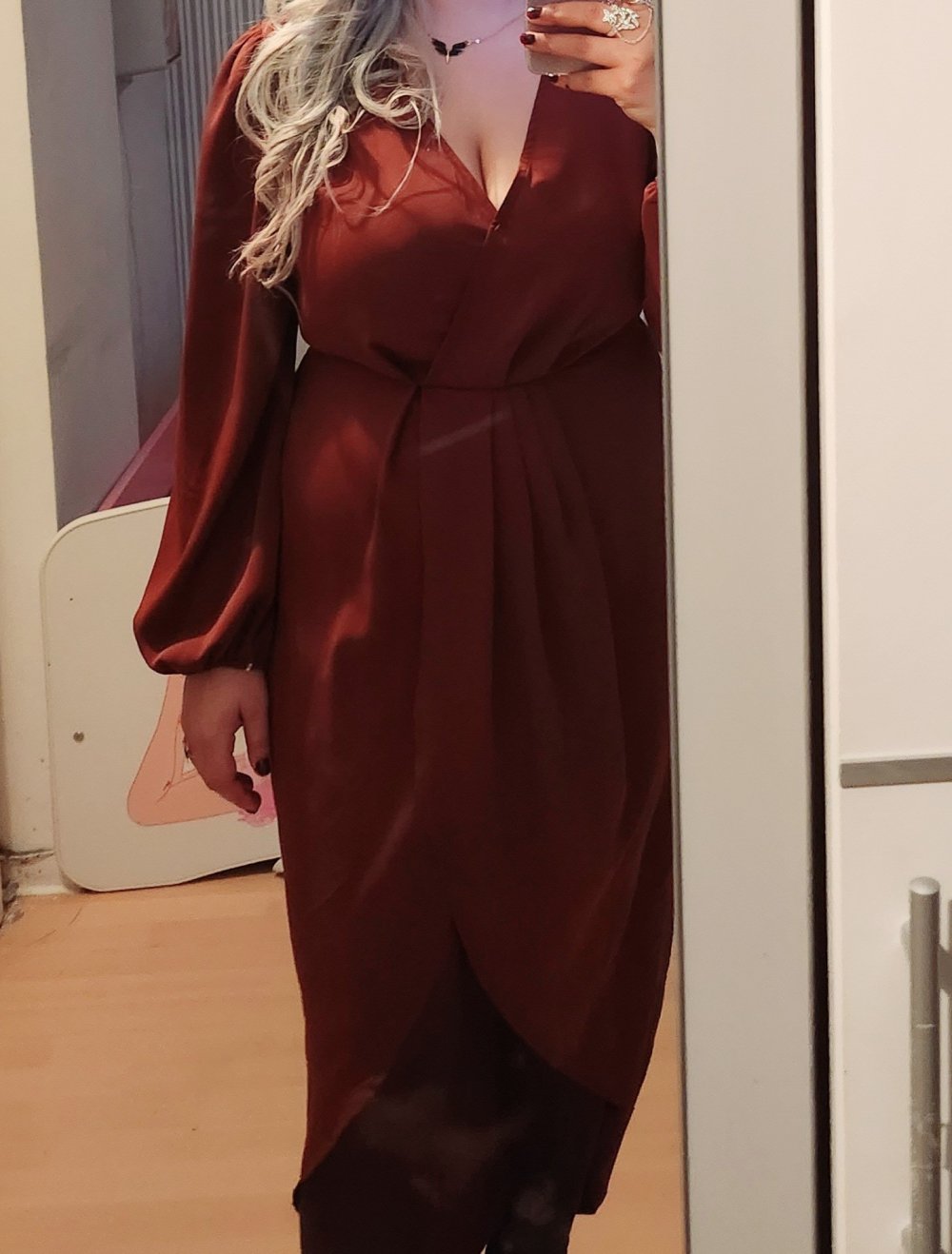 Kleid mit langen Ärmeln