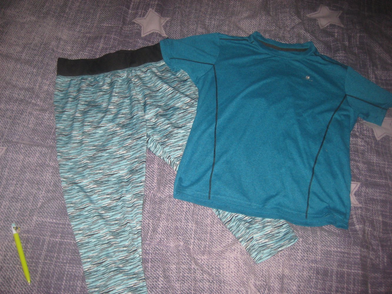 Sport-Trainings-Outfit, Türkis, Decathlon, Gr.158/164/S