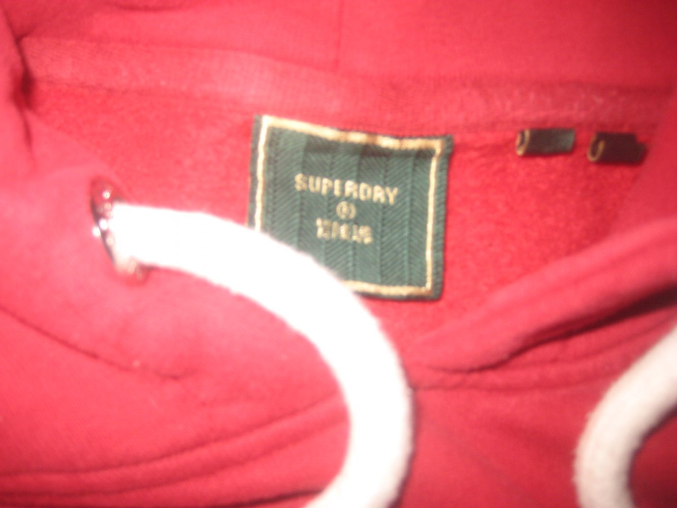 Kuscheliger Roter Hoodi, Superdry, Taschen, Aufdruck, Gr. 38