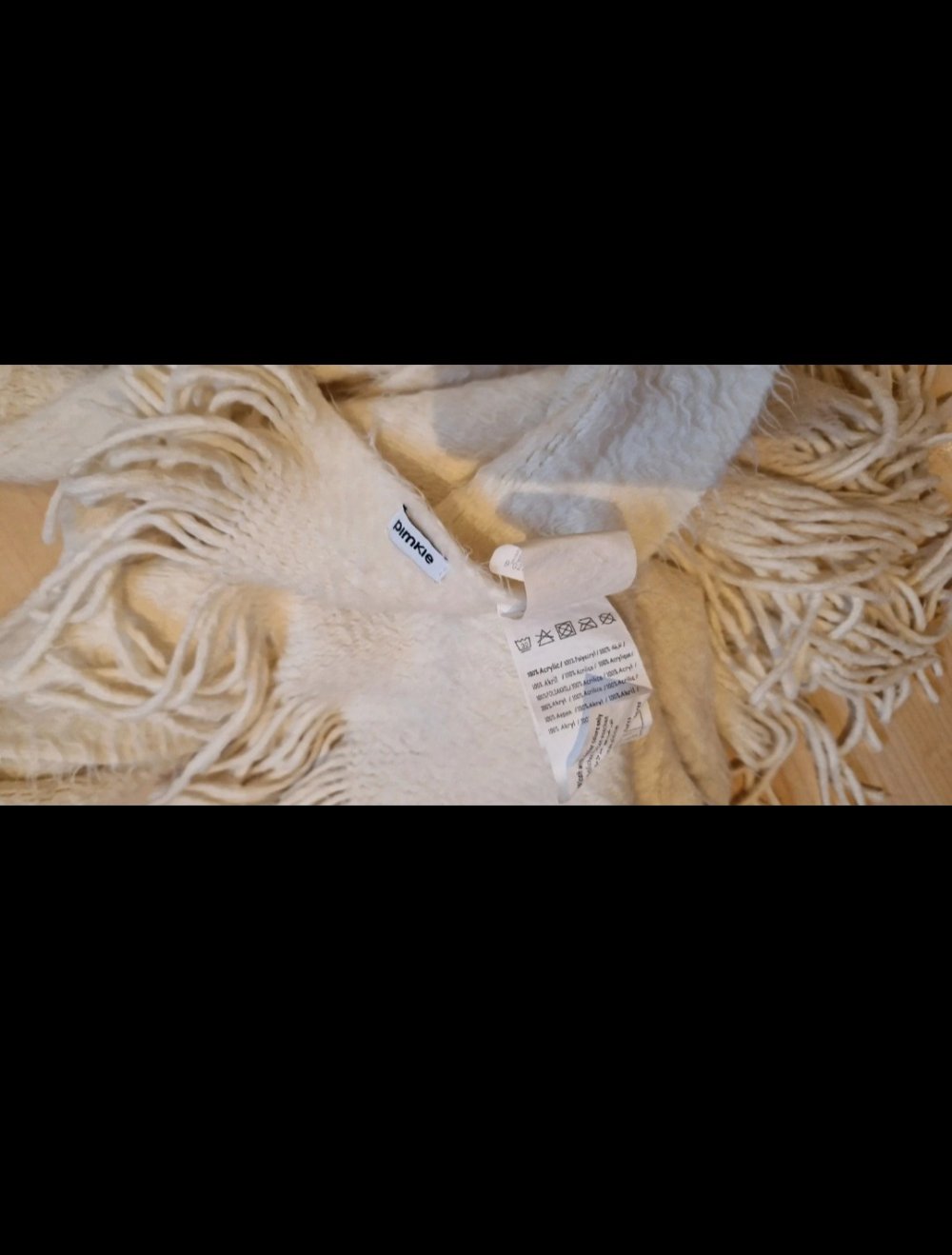 weißer dicker schal