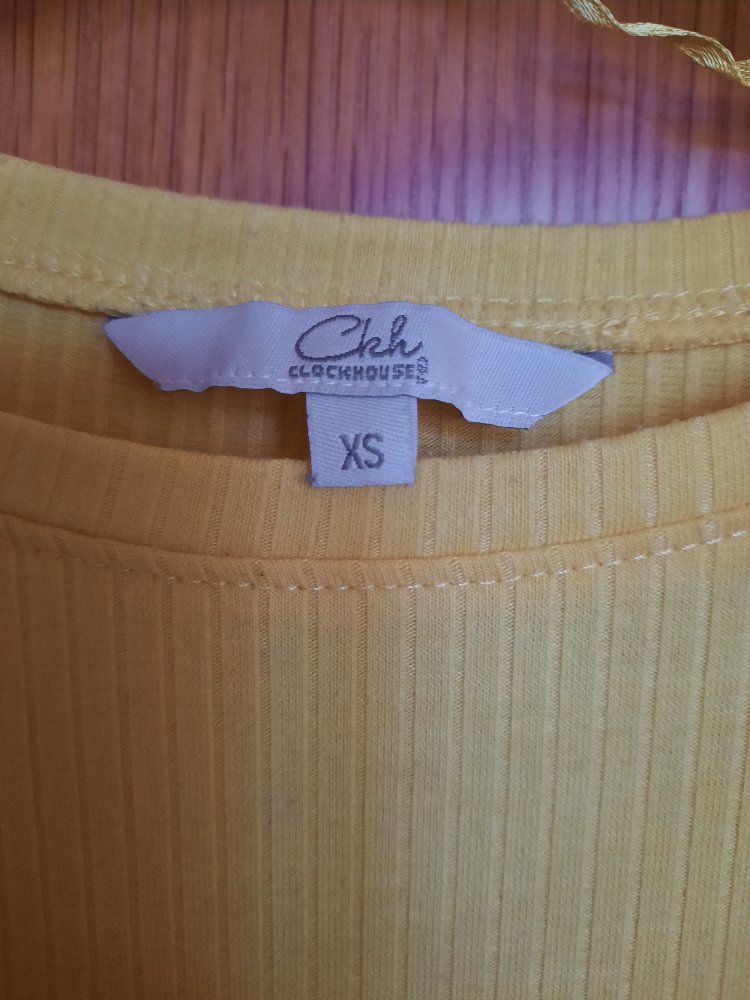 Pullover gelb gerippt