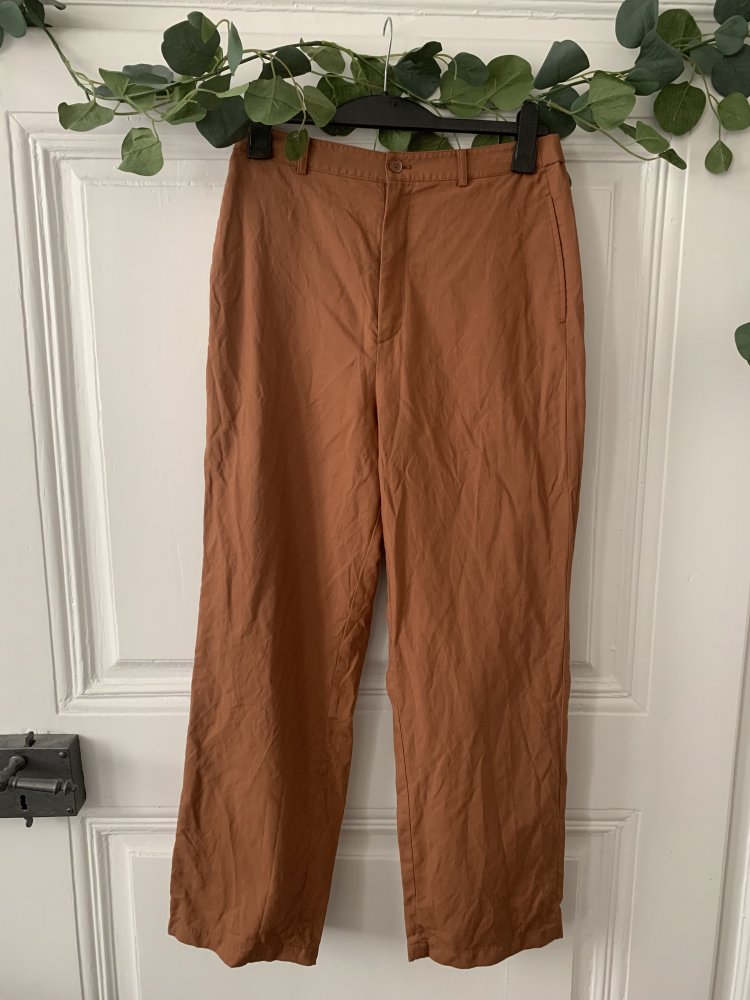 Uniqlo High Waist Hose braun locker Wide Leg