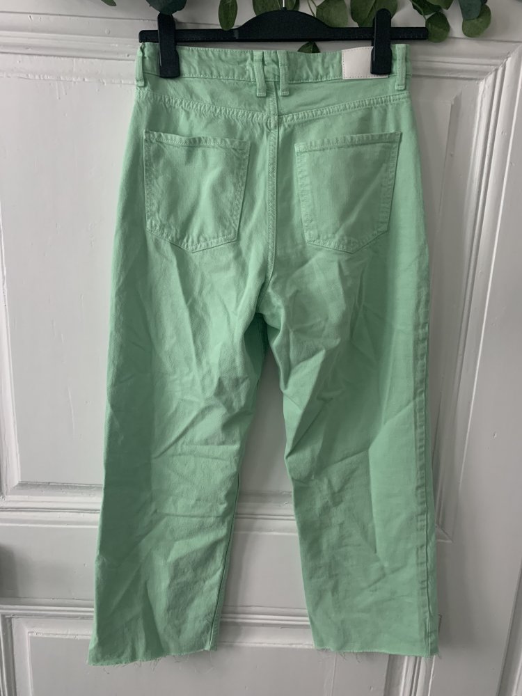 (36): Zara High Waist Jeans grün