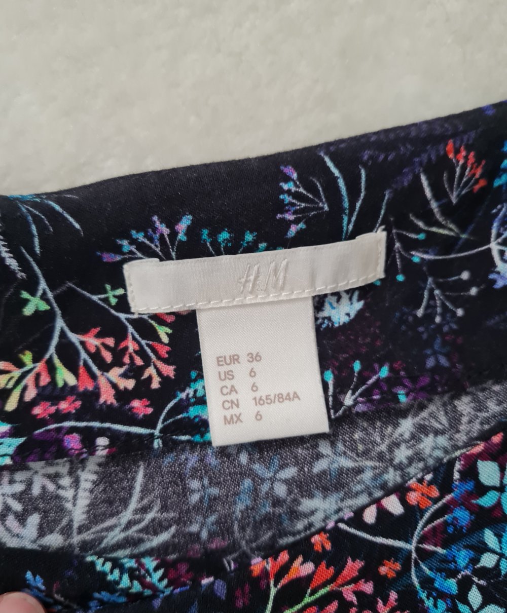 Bunte Bluse Blumenprint Offene Ärmel Gr. 36