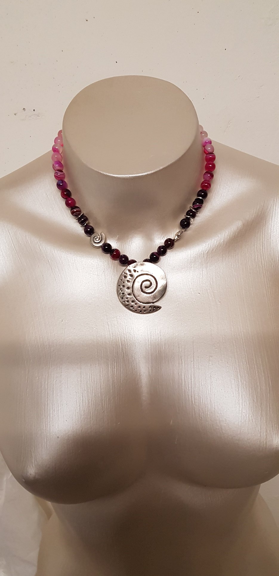 Halskette, Neu, handgemacht