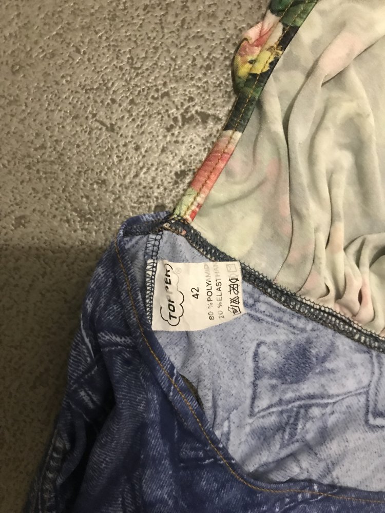 Badeanzug zum Sonnenbaden 