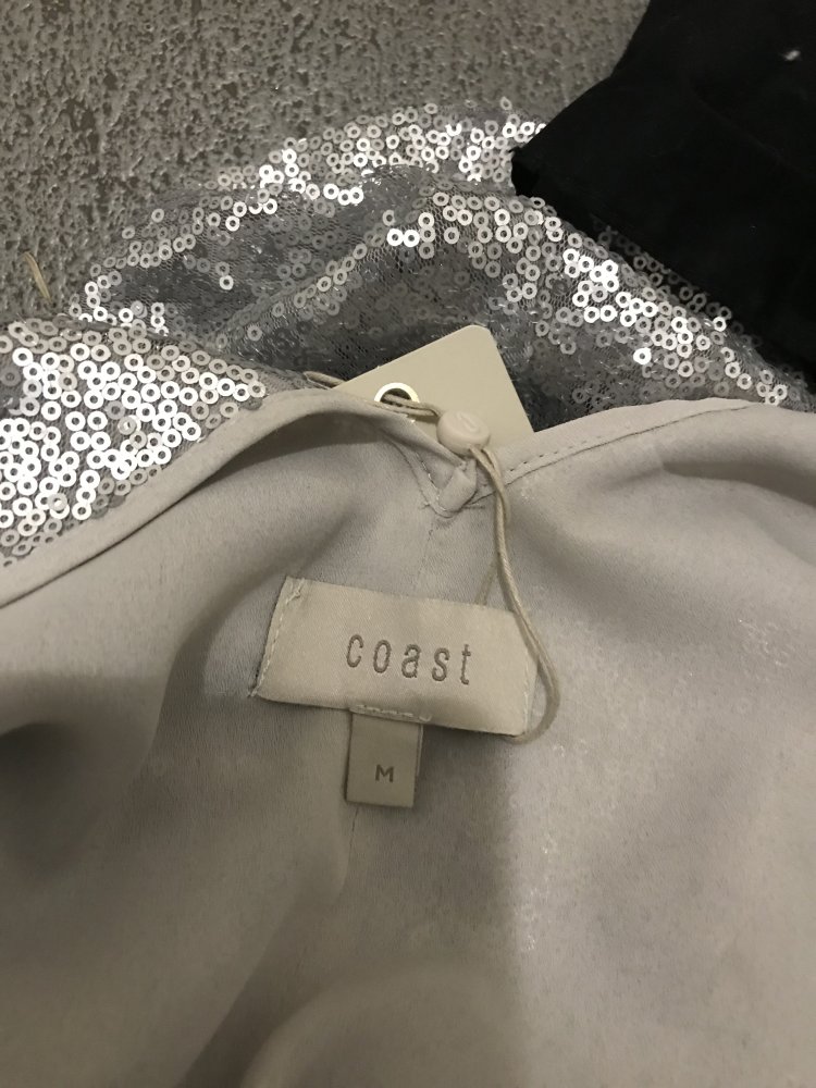 Silbernes Pailiettenkleid