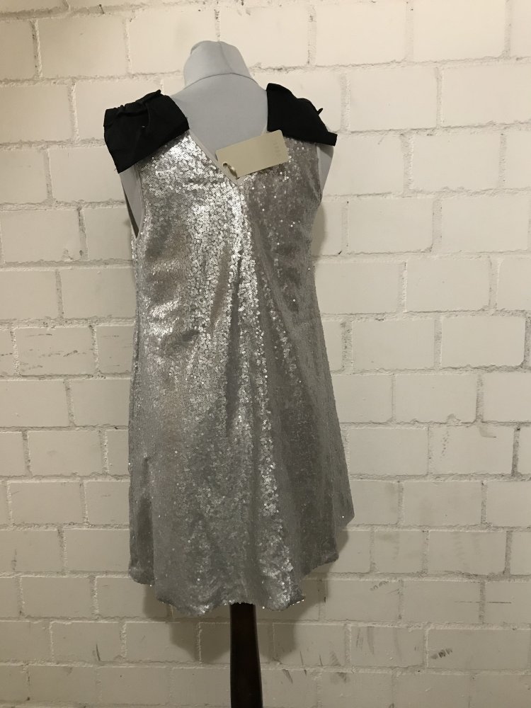 Silbernes Pailiettenkleid