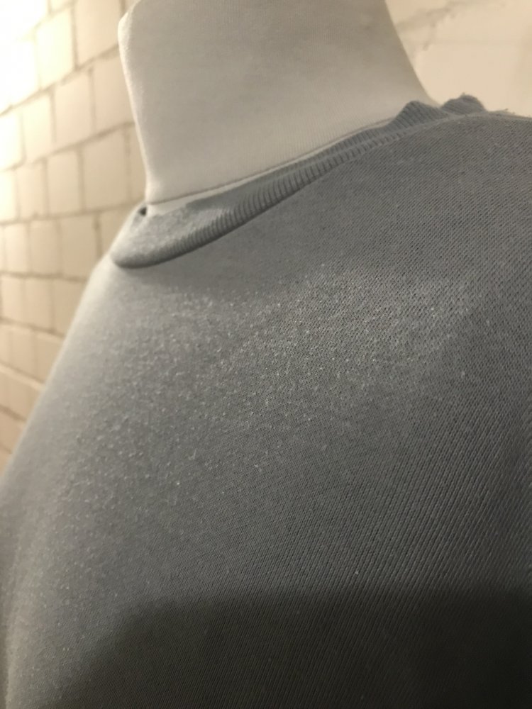 Pullover mit Stickerei