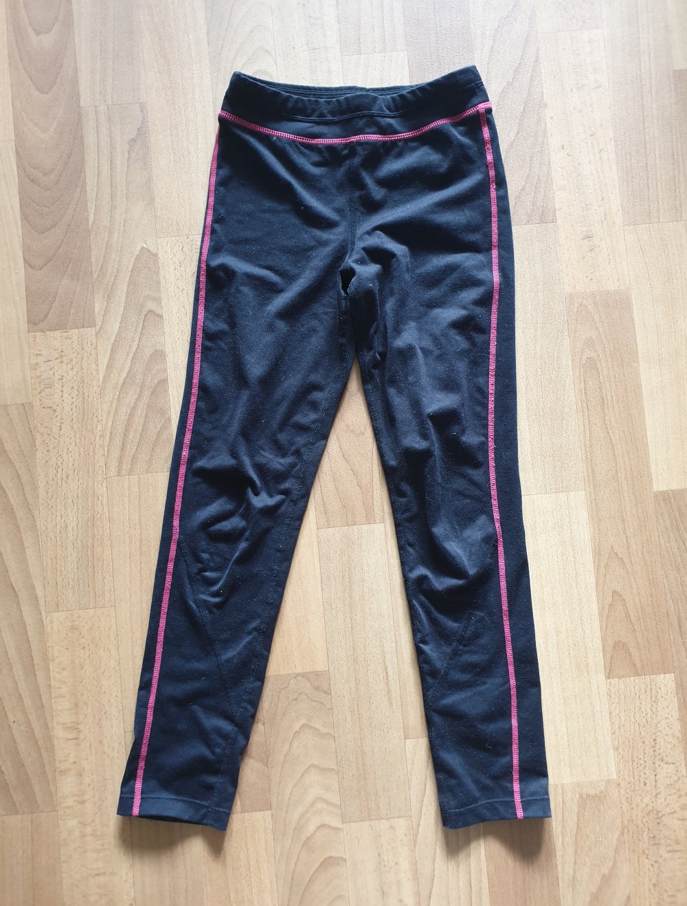 Sporthose schwarz Tchibo 134 140