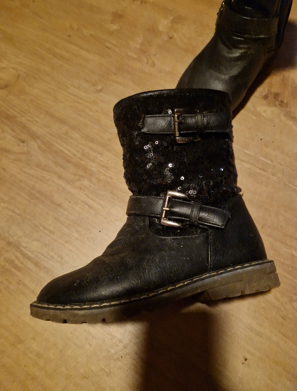 Stiefel schwarz 33 Pailletten Kunstleder