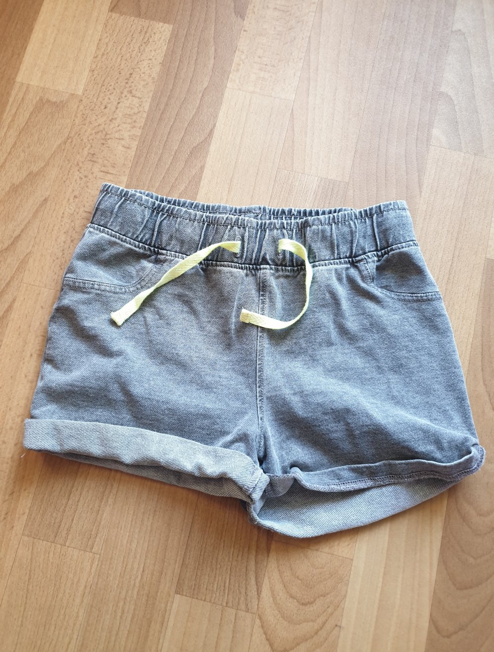 Jeans Shorts grau 140