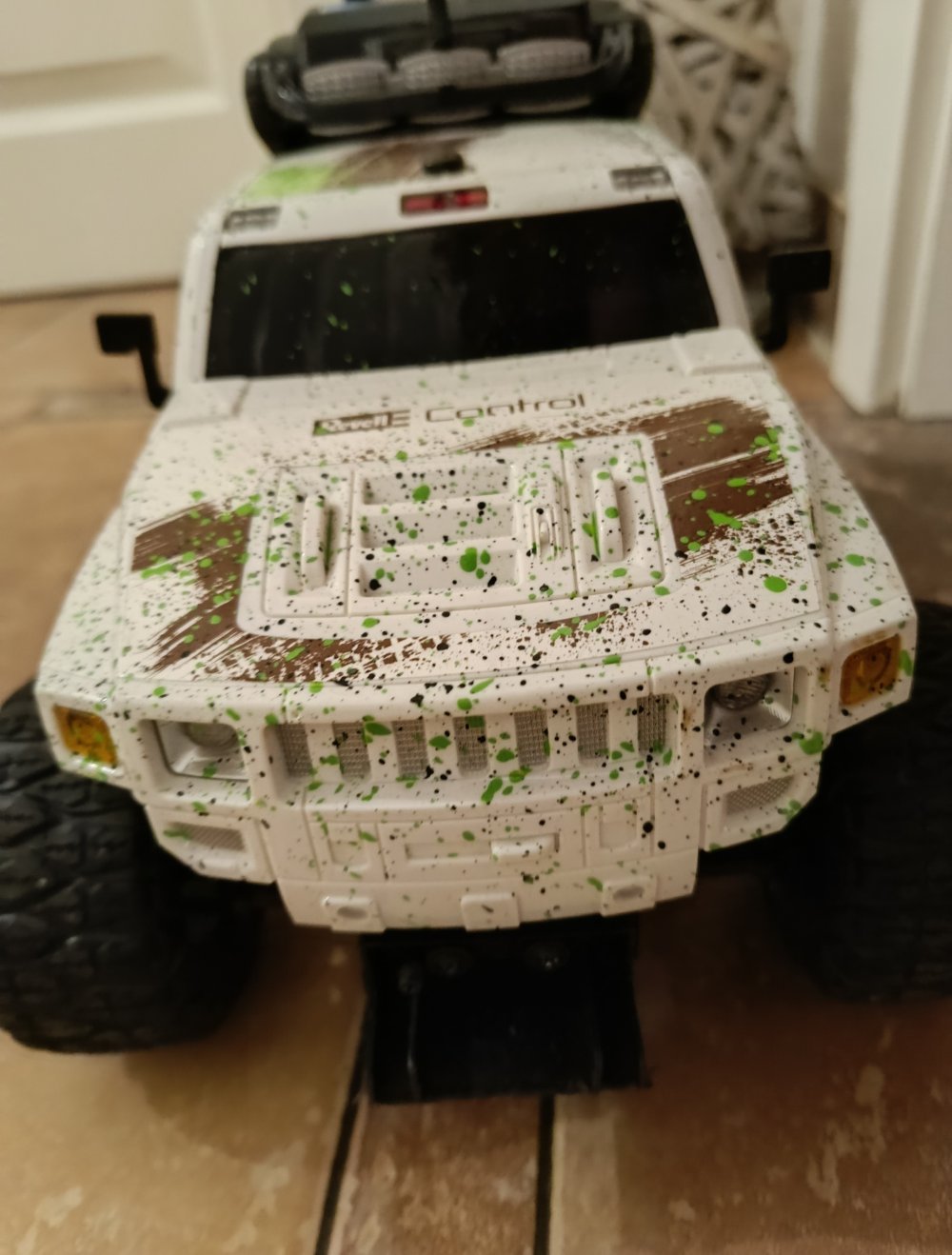 ferngesteuertes Auto Revell mud scout