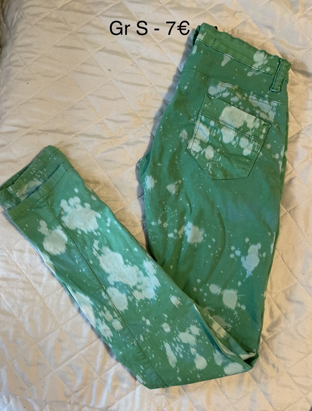 Grüne Jeans Batiklook