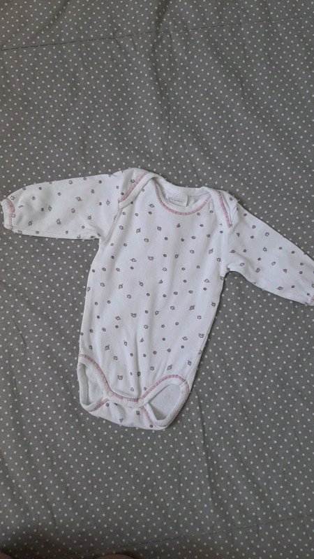 BioBaby Einteiler Body aus Biobaumwolle Gr. 62/68 mit rosa Blümchen