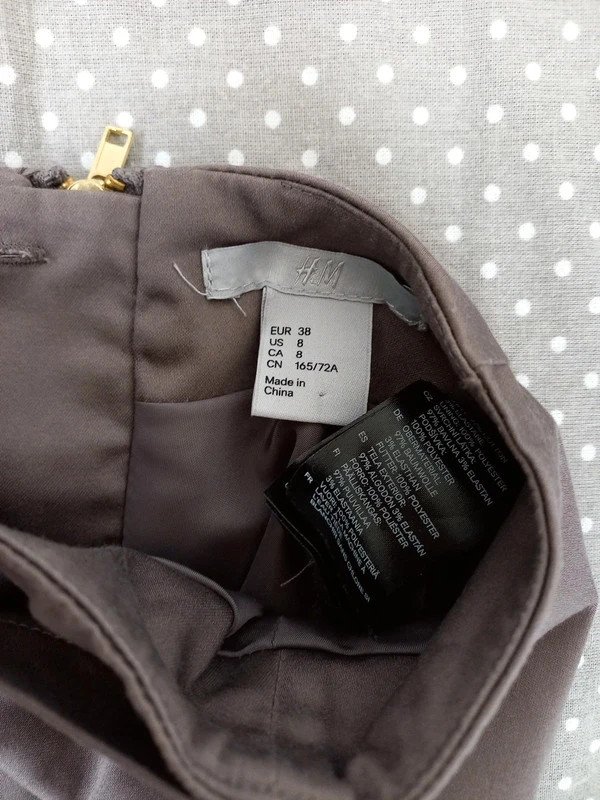 NEUWERTIG! H&M Rock Gr 36/38, S/M, Bleistift, Mini, Raffung, grau, braun, Frühling, festlichHerbst