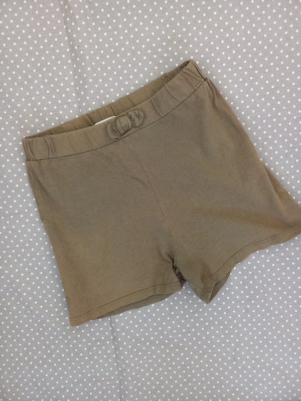 H&M Sweat Shorts Gr 134/140, weites Bein, bequem, Mädchen, khaki, mit Schleife, Sommer