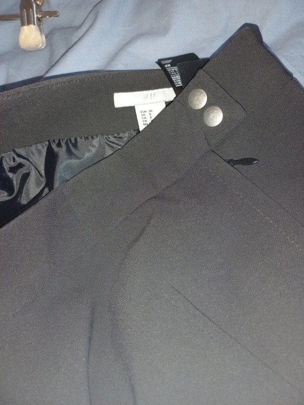 NEUWERTIG! H&M Rock A-Linie Gr M/38, hochwertig, Top Zustand, kurz, schwarz, Casual