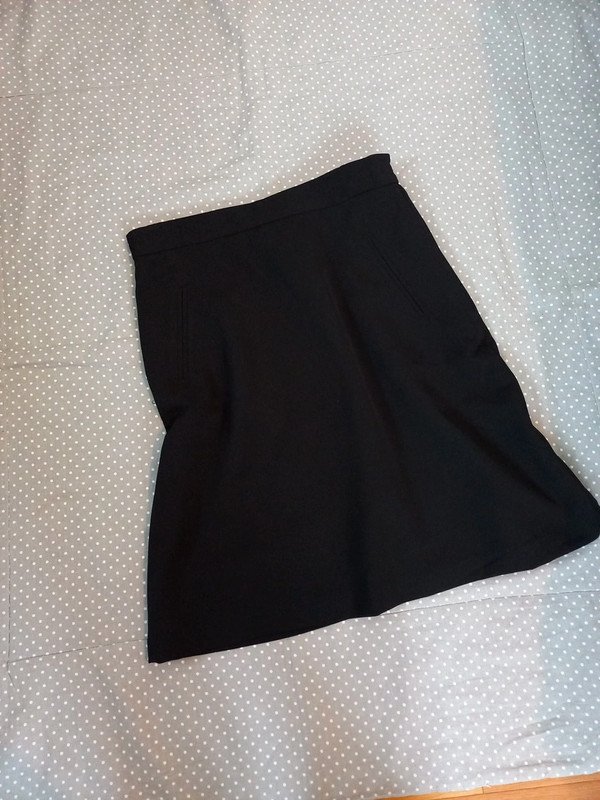 NEUWERTIG! H&M Rock A-Linie Gr M/38, hochwertig, Top Zustand, kurz, schwarz, Casual