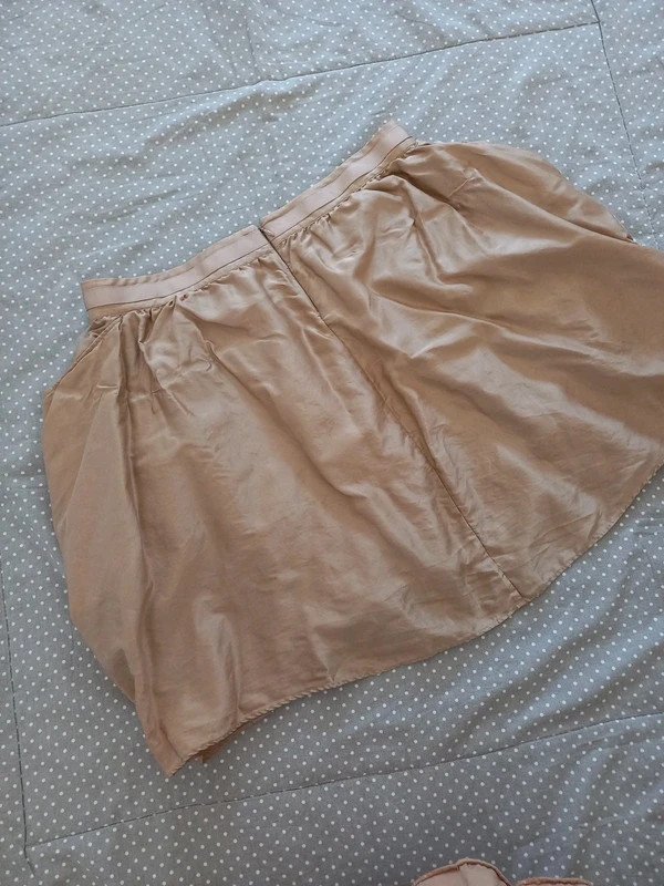 Blogger Massimo Dutti Seiden Rock Gr 36/38/40, S/M/L, nude, beige, Italien, festlich, Frühling