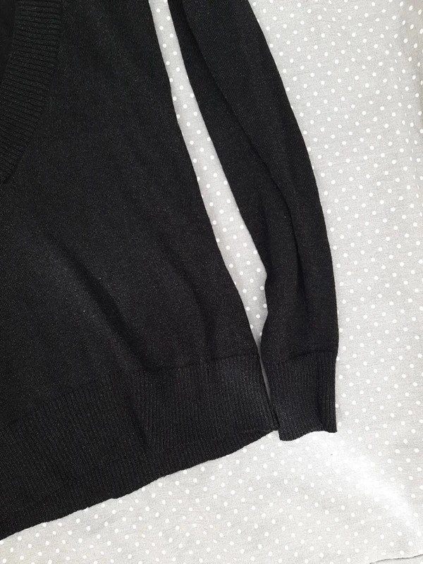 H&M Blogger Vintage Pulli Gr 34 XS Damen, 1990er Glitzergarn, tiefer Ausschnitt