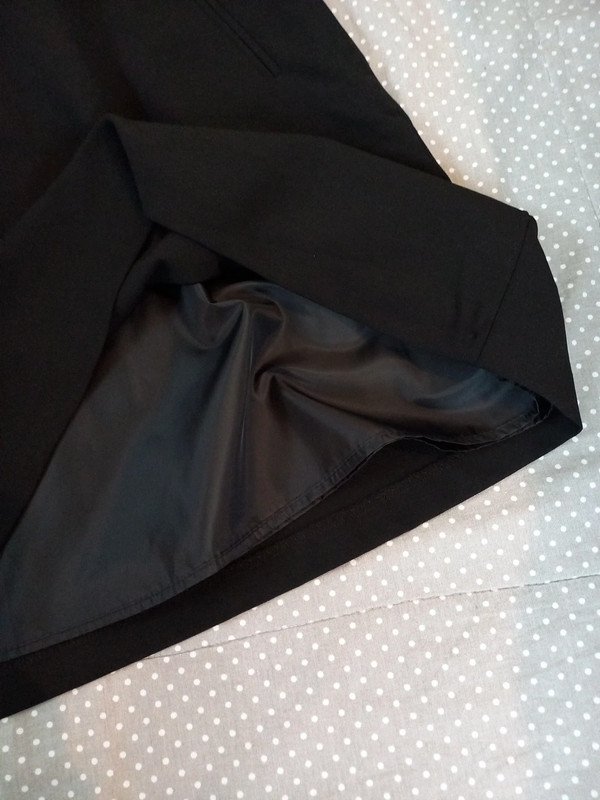 NEUWERTIG! H&M Rock A-Linie Gr M/38, hochwertig, Top Zustand, kurz, schwarz, Casual