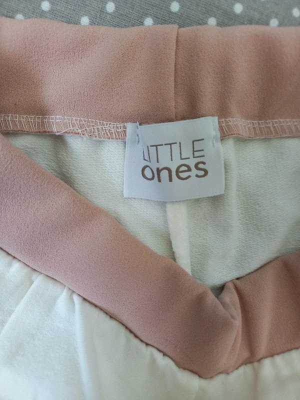 Little Ones Shorts Gr 134/140 Mädchen, creme, Sweat Hose, Sommer