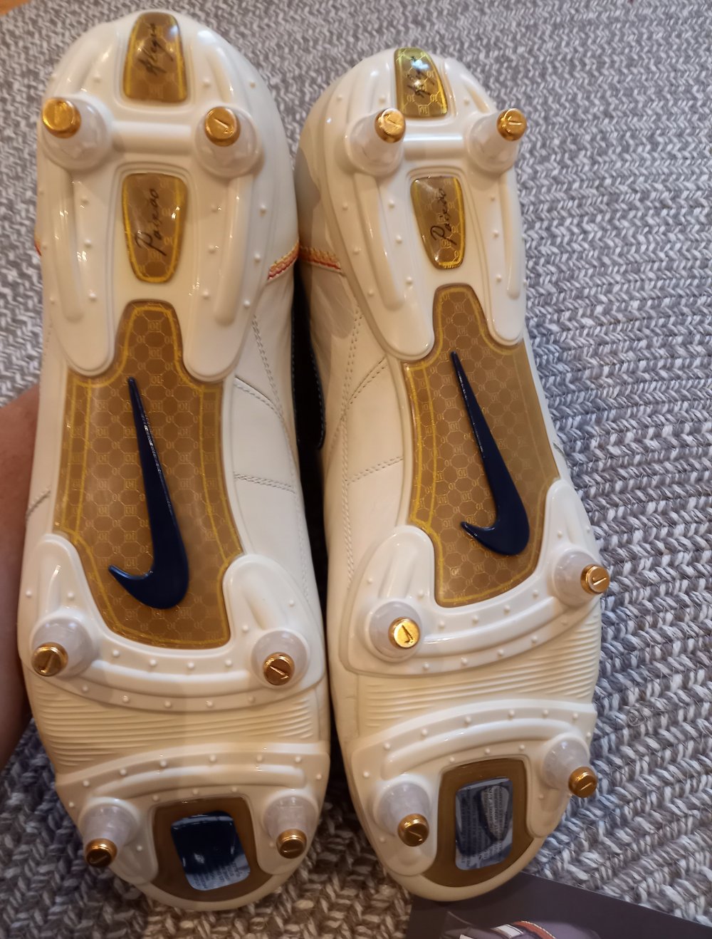 Nike Ronaldinho FuBballschuhe Kleiderkorb