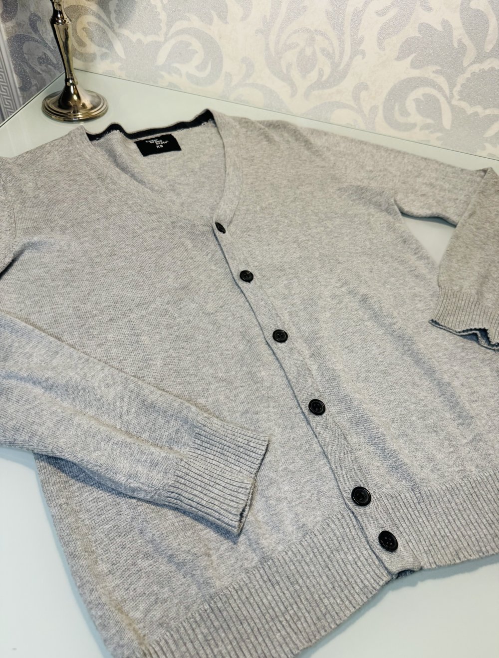 Schöne Herren Strickjacke Strick Jacke Pullover Langarm Knöpfe Grau V Ausschnitt XS