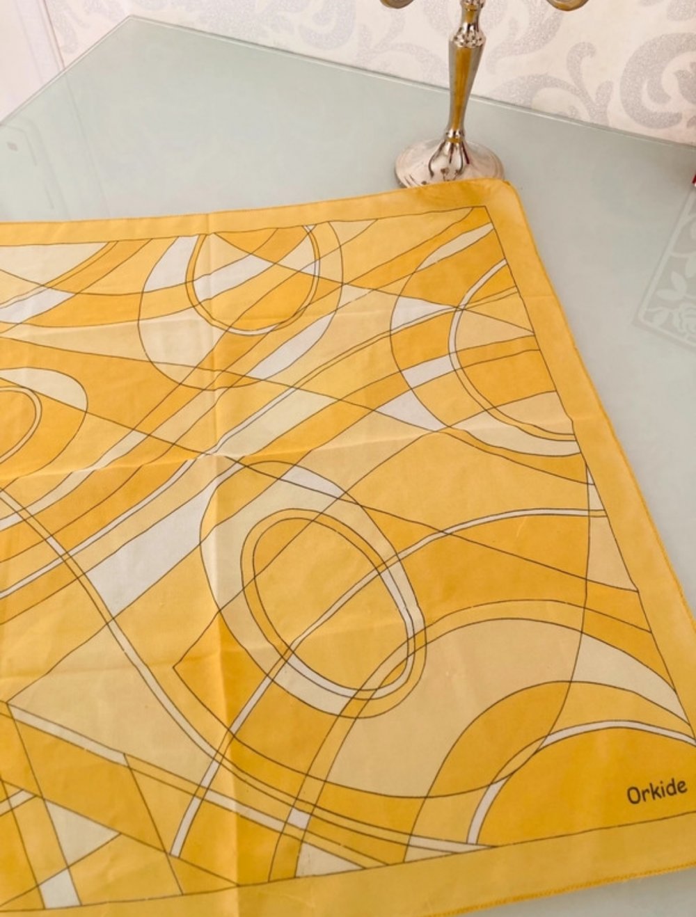 Schönes Halstuch Tuch Schal Chiffon Gelb Weis Leicht Hals Umschlagtuch