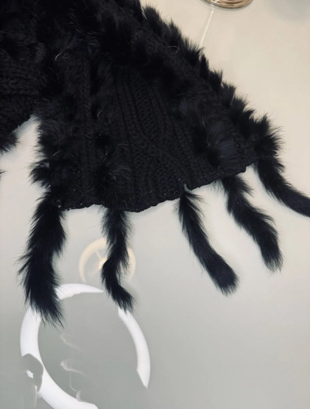 Schöner Schal Strick Strickschal Echt Pelz Fell Schwarz Winterschal 200 X 15cm