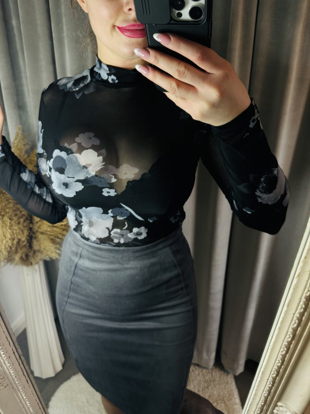 Schöner Rollkragen Pullover Tüll durchsichtig Netzstoff Bluse Shirt Rosen sexy