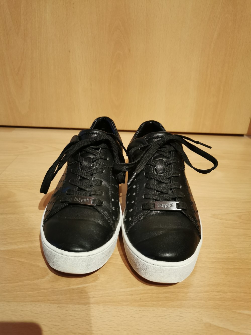 Sneaker von Bugatti (Gr. 39)