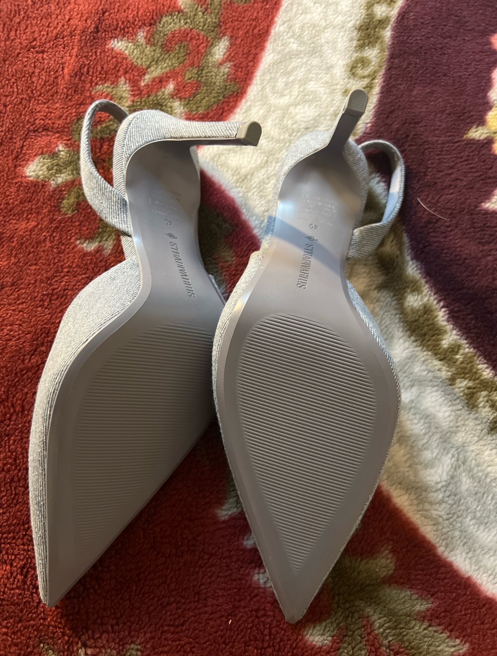 Pumps Stradivarius Grau 40